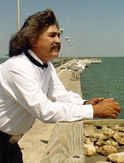 Freddy Fender